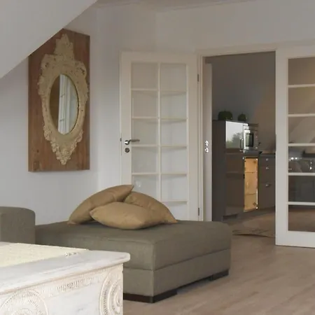 Hochwertig Eingerichtete Mit Balkon Apartment *
